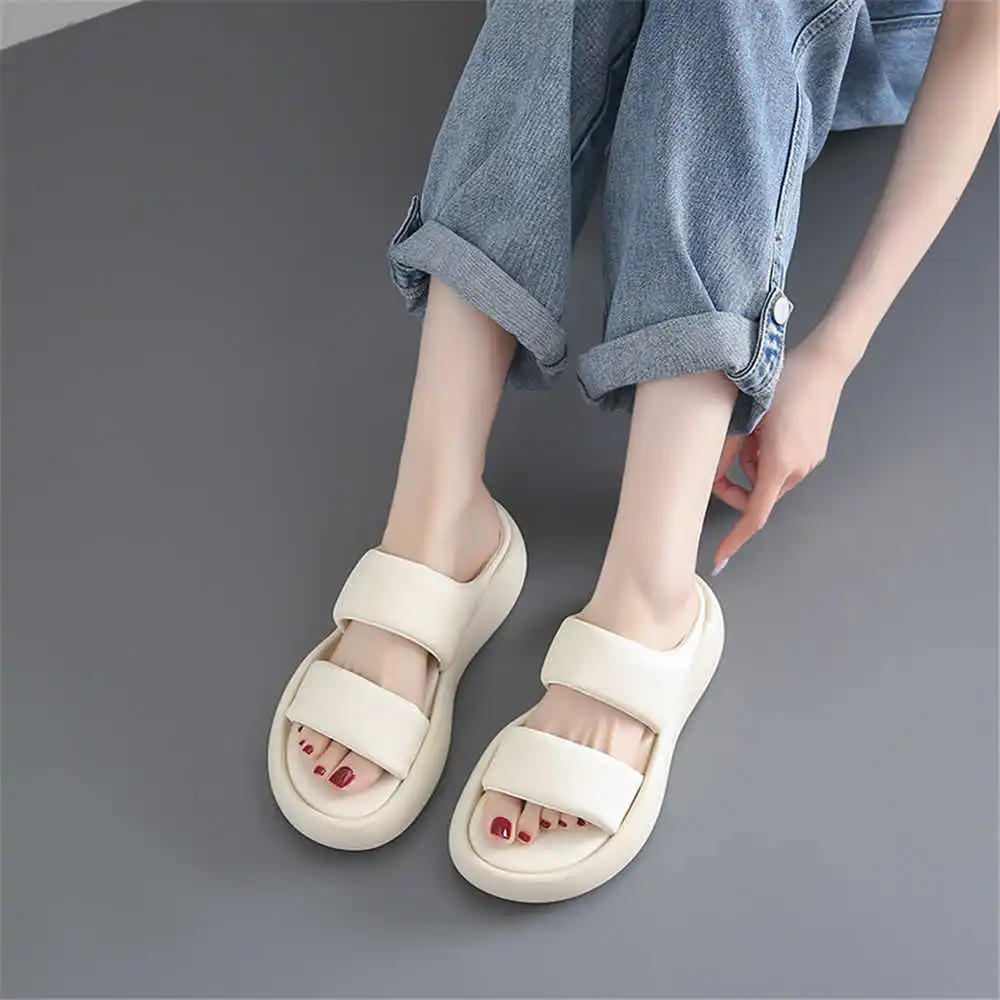 Size 39 Strips Summer Shoes Sa - Aquatic Sports Center avis et prix